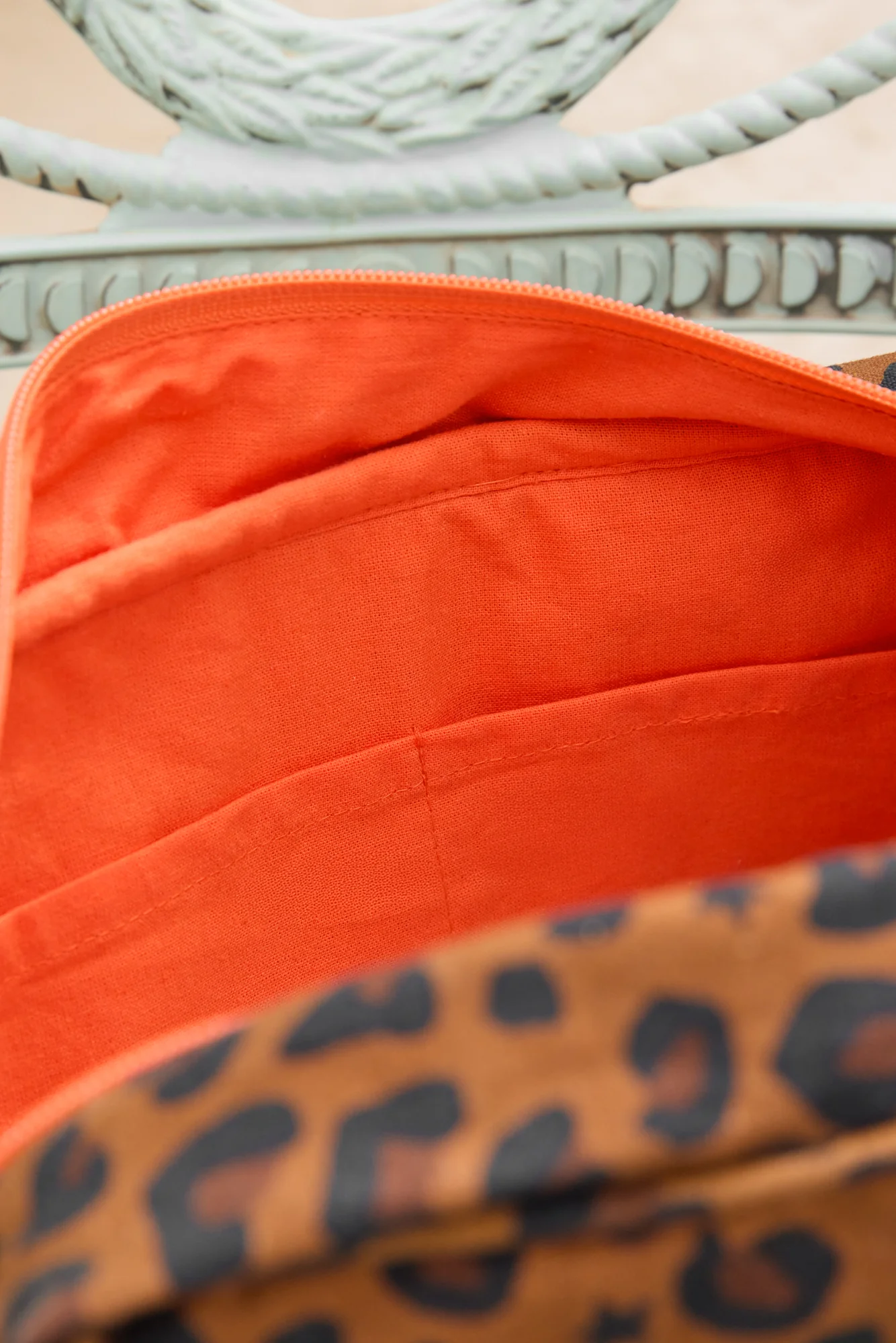 Trousse de toilette - Imprimé Bonton léopard - Image 4