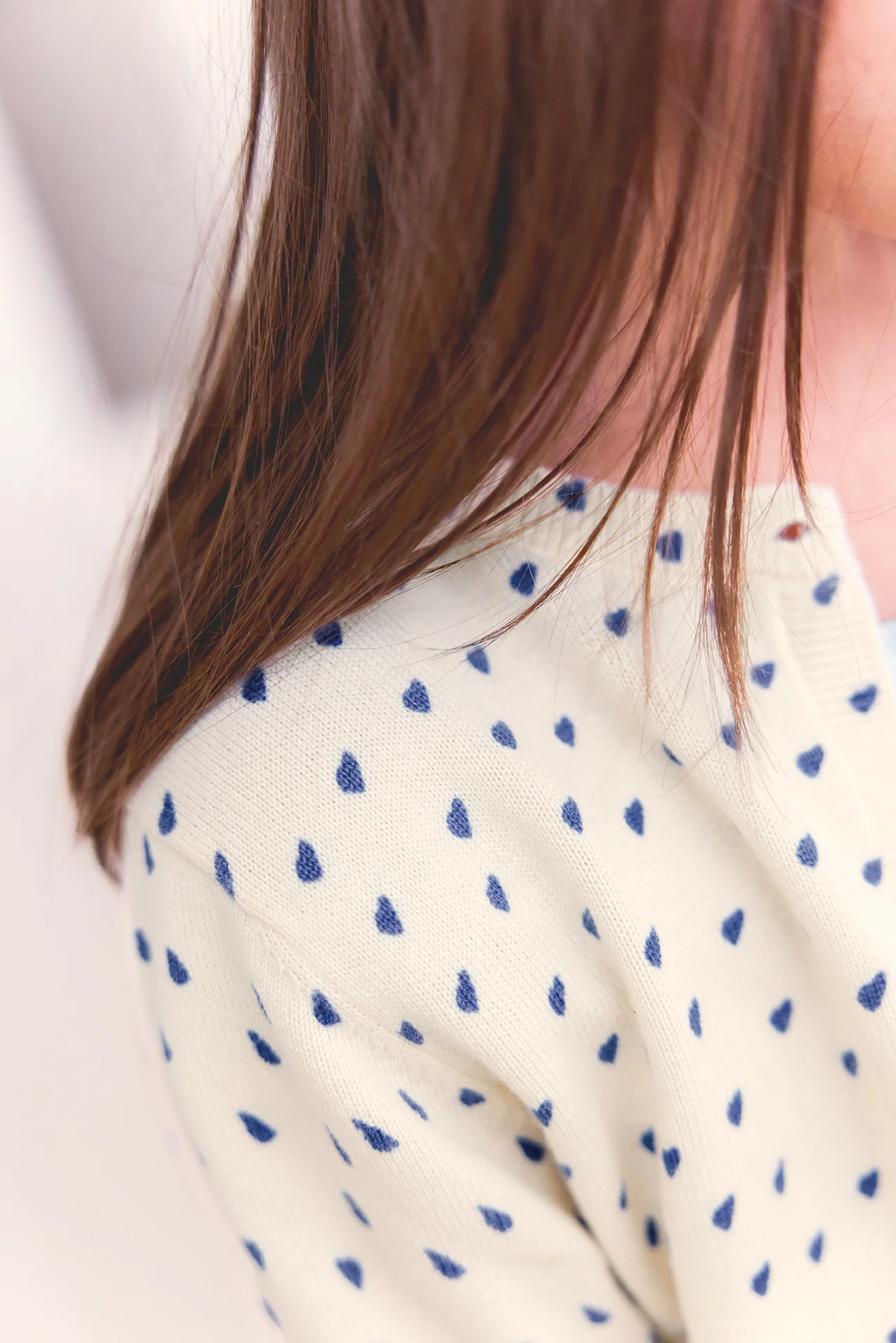 Cardigan - Lilou bleu fou ajouré - Image 2