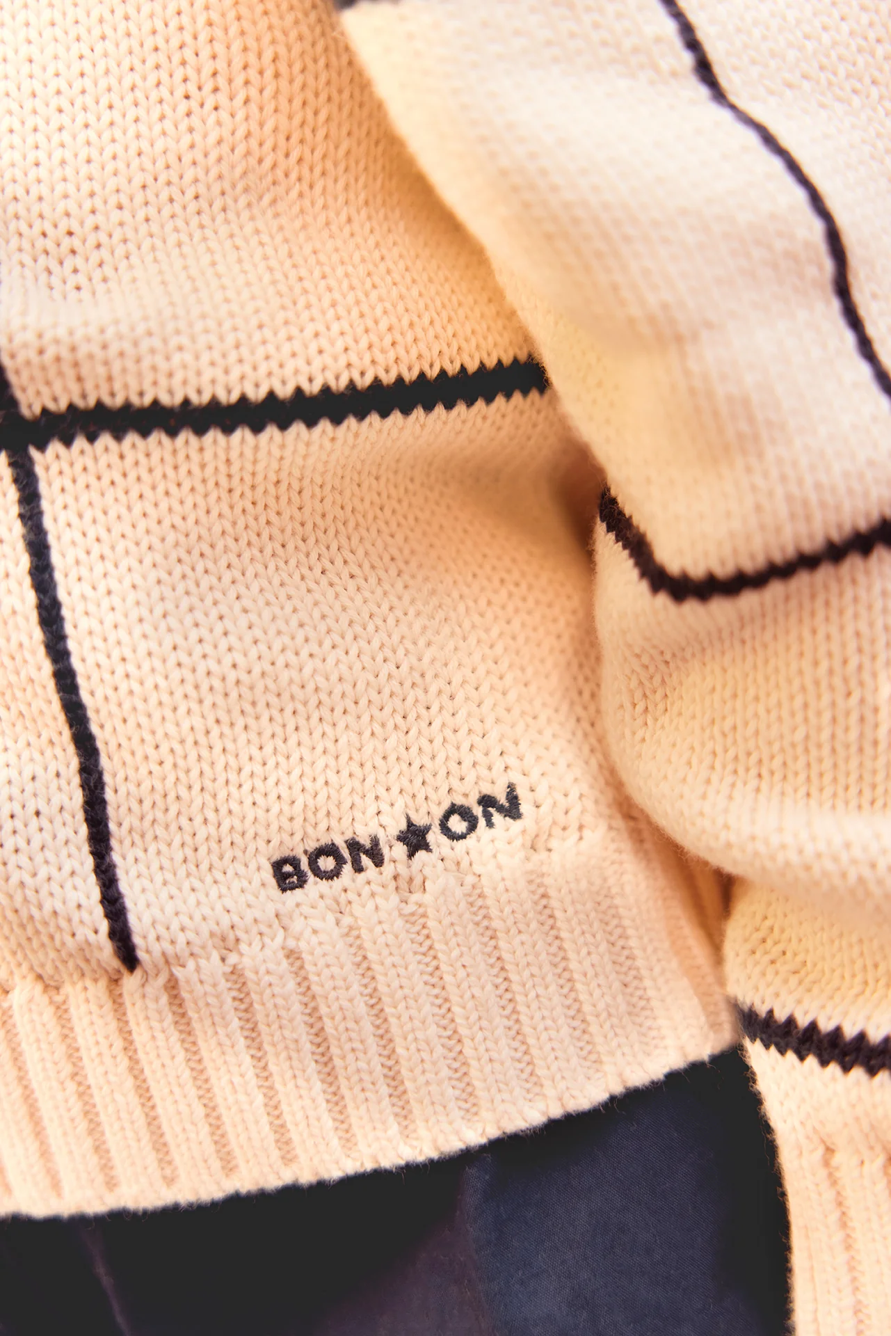 Pull - Misty écru bonton quadrillé - Image 2