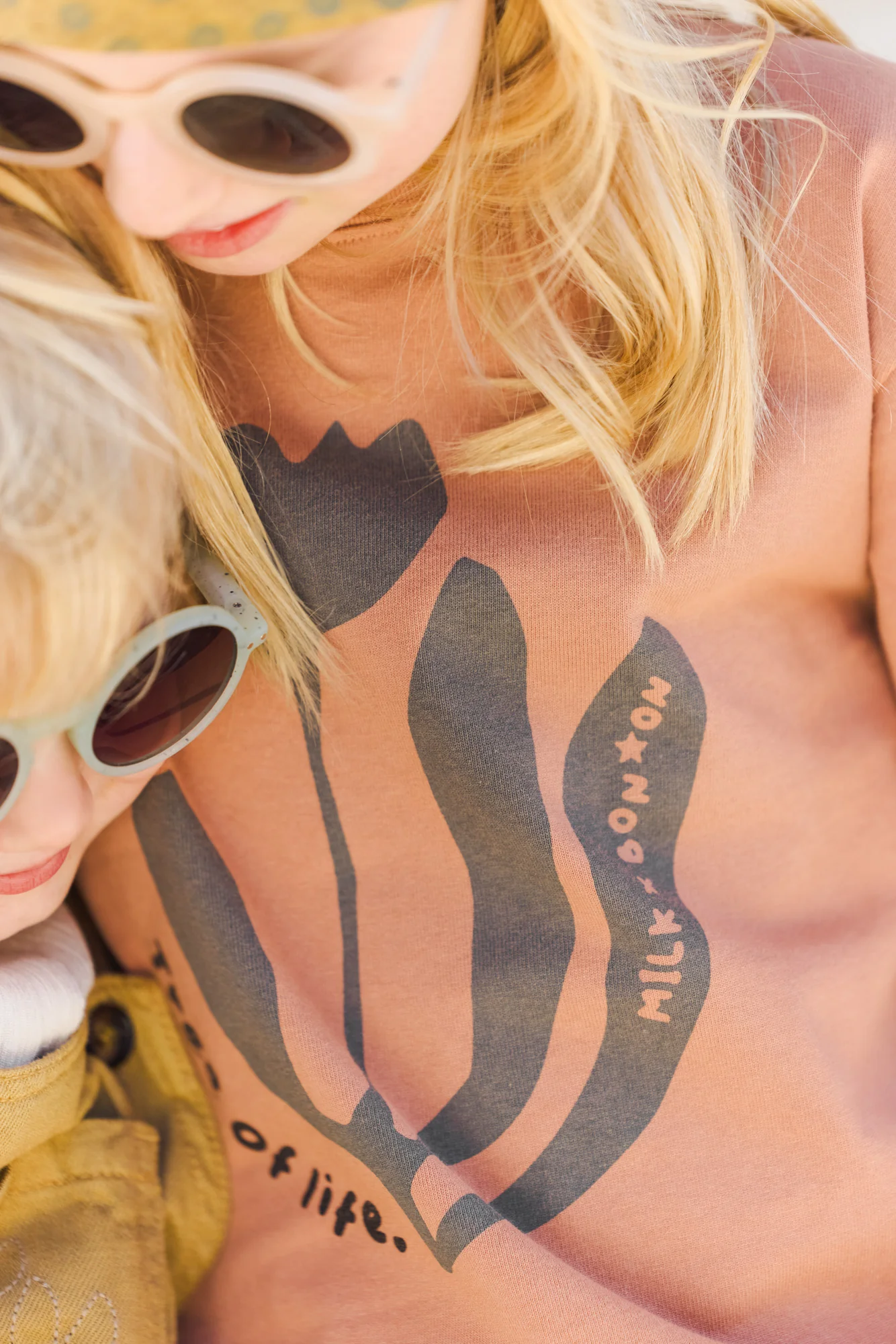 T-shirt - Capucine Cachou Bonton x MilK - Image 4